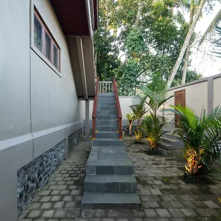 Adheaira Villa By Bukit Vista